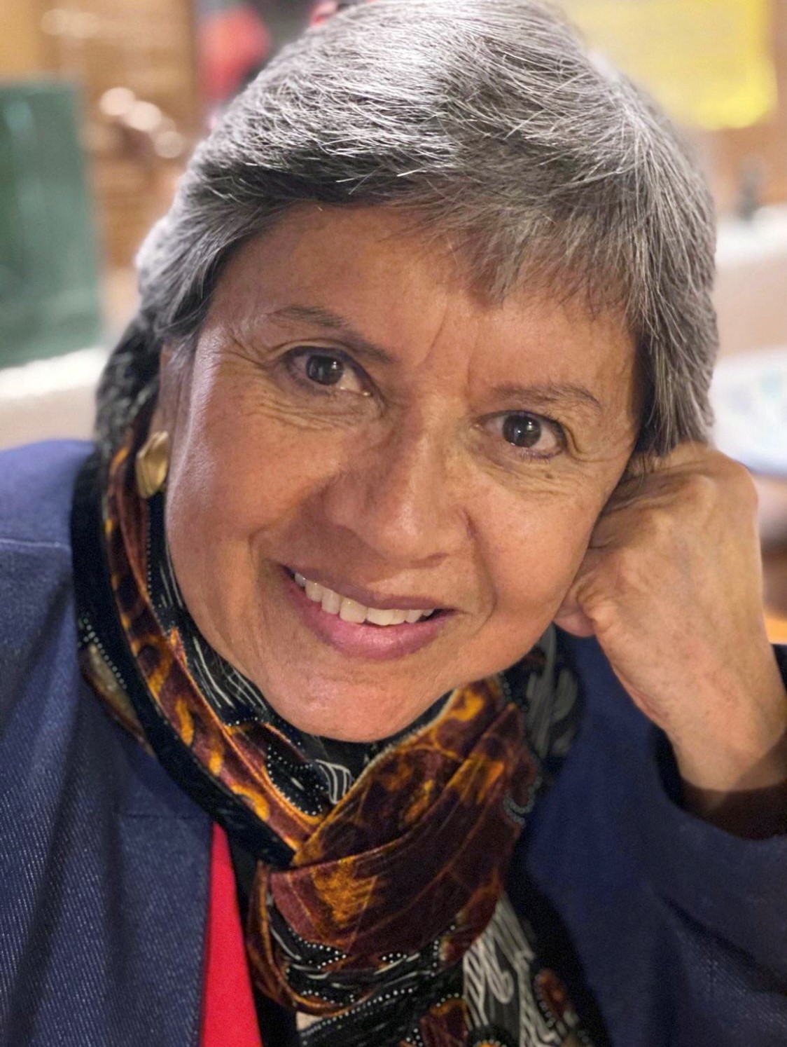 Yvonne Riaño